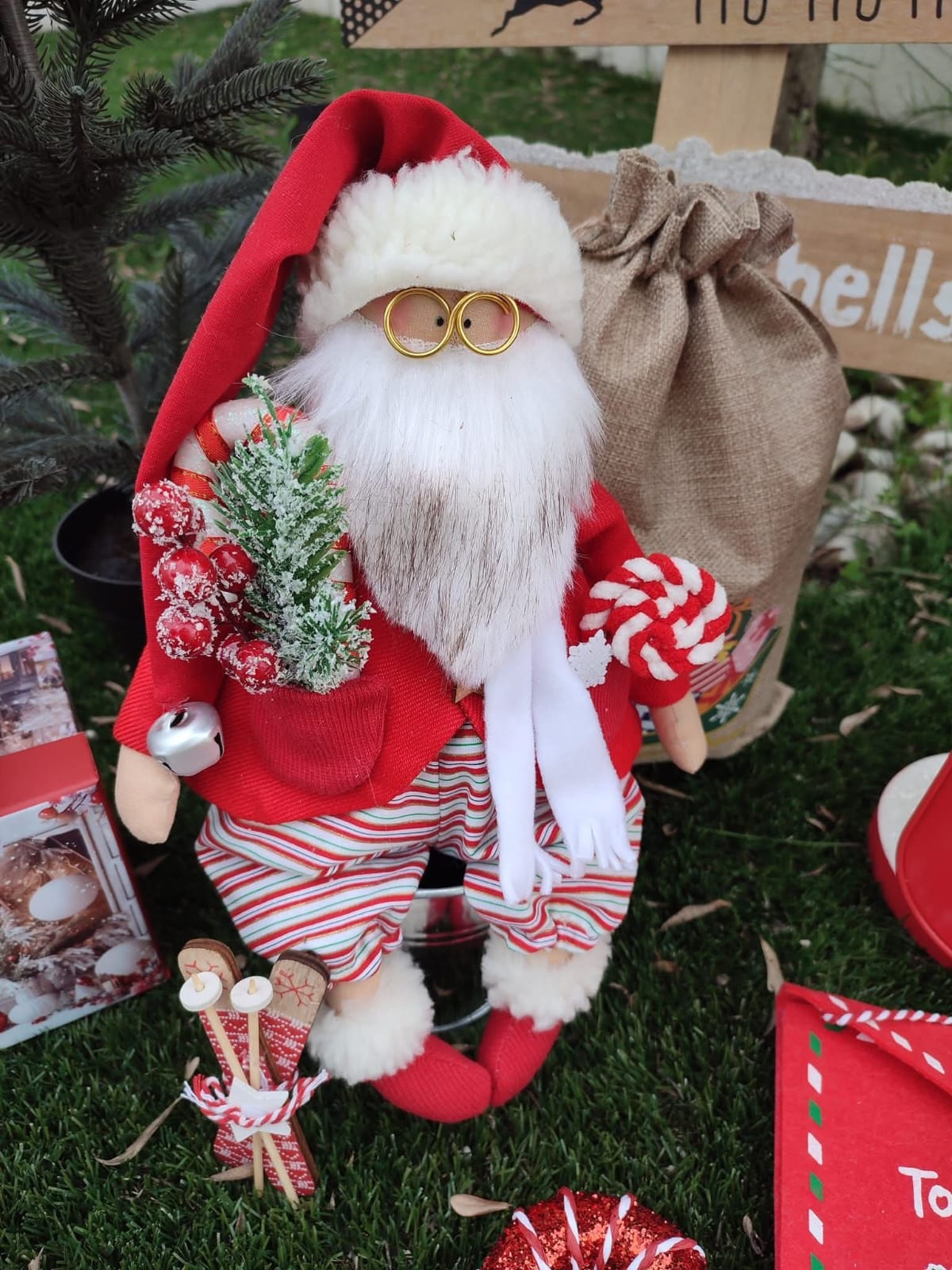 Pai Natal artesanal em tecido